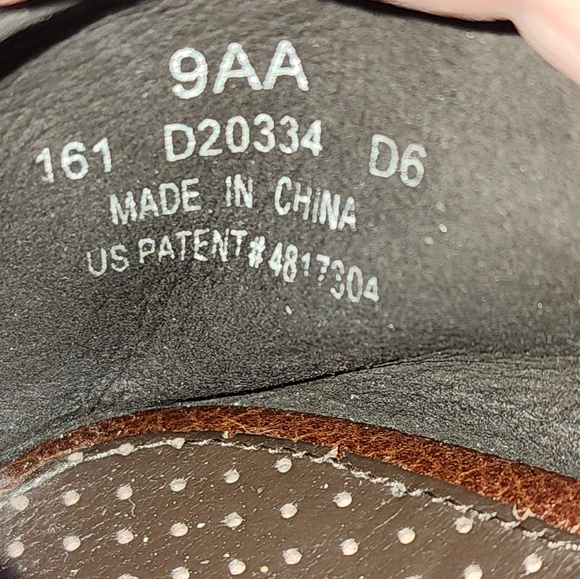 Cole Haan Nike Air Brown Suede Leather Faux Strap & Buckle Flats Size 9AA NARROW - Picture 10 of 10